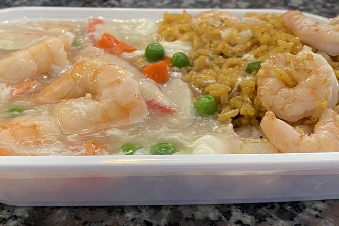 Order C14. Shrimp with Lobster Sauce food online from Red Apple Chinese Restaurant store, Harahan on bringmethat.com