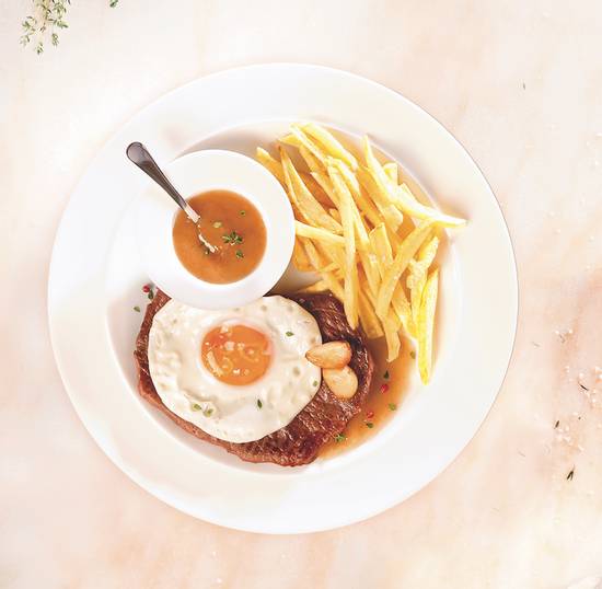 Bitoque à Portuguesa