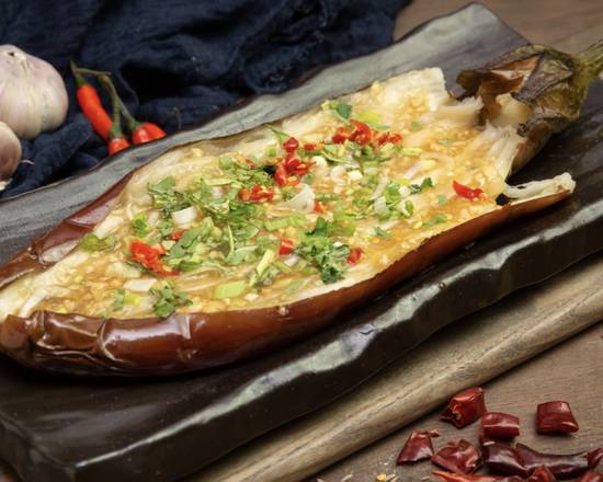 Order Garlic Eggplant 蒜香茄子 food online from Friendship Bbq store, Seattle on bringmethat.com