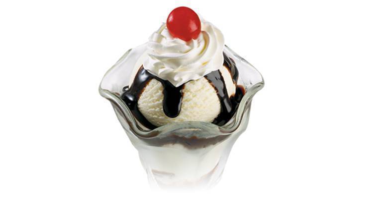 Order Old Fashioned Sundae food online from Oberweis Dairy store, Elgin on bringmethat.com