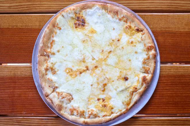 Order Quattro Formaggi food online from Tommy's Tavern + Tap store, Staten Island on bringmethat.com