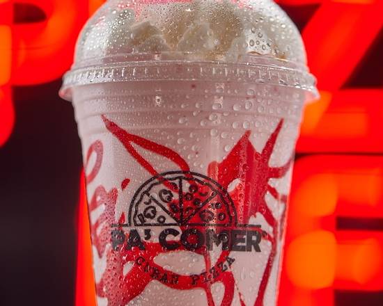 Order Batido de fresa food online from Pa` Comer Cuban Pizza store, Hialeah on bringmethat.com