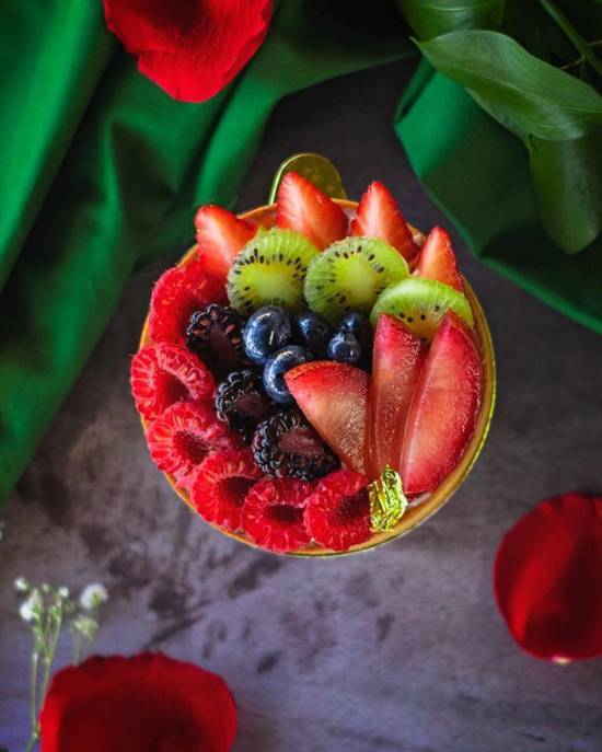 Order Seasonal Fruit Tart food online from Bakery Lorraine store, Austin on bringmethat.com