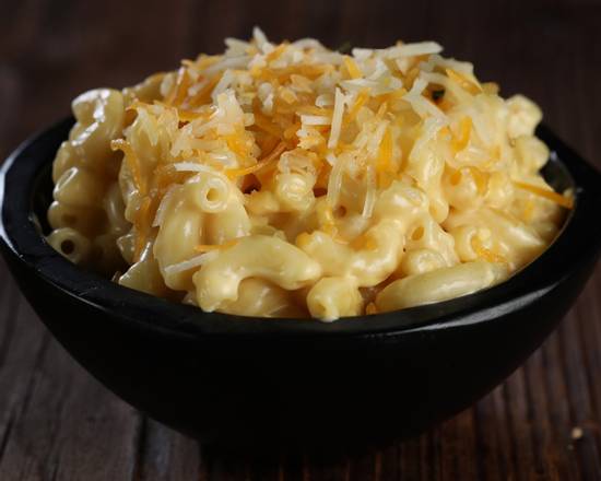 Order Mac & Cheese food online from Wild Wild Wings store, Denver on bringmethat.com