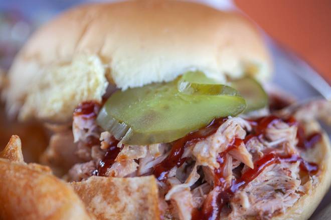 Order Pulled Chicken Sandwich food online from Tom, Dick & Hank store, Atlanta on bringmethat.com