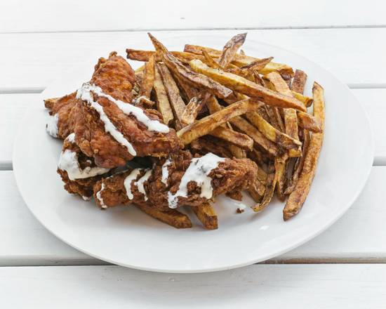 Order Wings and Fries food online from Gcd Eats store, Saint Petersburg on bringmethat.com