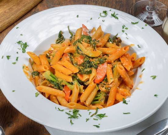 Order Penne Primavera Pasta food online from Mangiano Pizza Restaurant & Catering store, Hanover on bringmethat.com