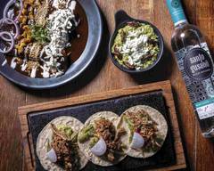 Santo Gusano Comal y Mezcal (Perisur)