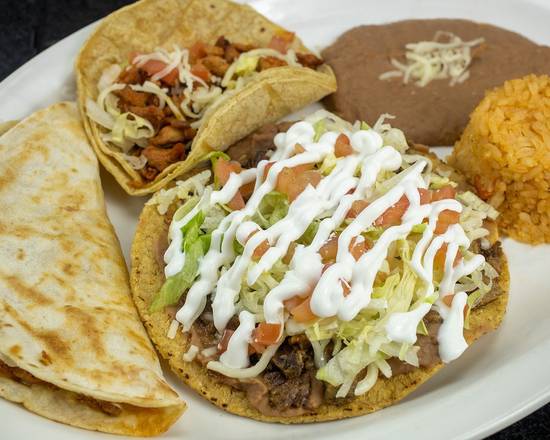 Order Combinacion 1 food online from Los Fernandez store, Streamwood on bringmethat.com