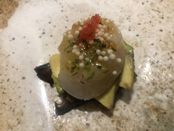 Order Torched Scallop/Hotate Sushi food online from Sushi Island store, Queens on bringmethat.com