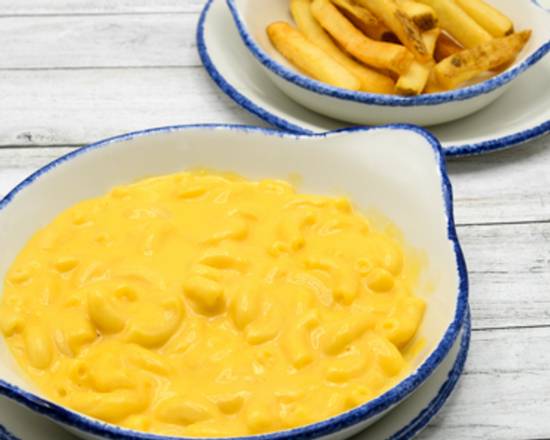 Order Kid's Mac 'n Cheese food online from Landry Seafood House store, San Antonio on bringmethat.com