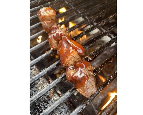 Order Pinchos de cerdo food online from Fonda El Criollito Restaurant store, Orlando on bringmethat.com