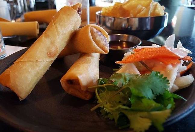 Order Crispy veggie spring roll (V) (4pcs) food online from Thai Treasure store, Arlington on bringmethat.com