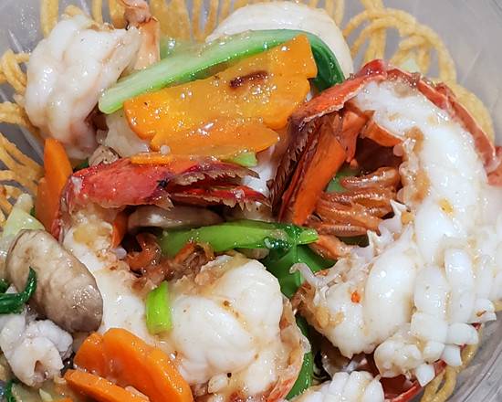 Order Seafood in Flower Basket 海鲜雀巢 food online from Jin Ding Restaurant store, Bryn Mawr on bringmethat.com