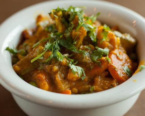 Order Mixed Vegetable Curry food online from Taste of India store, Los Angeles on bringmethat.com