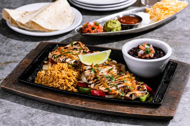 Order Chicken Fajitas food online from Chili store, Chico on bringmethat.com