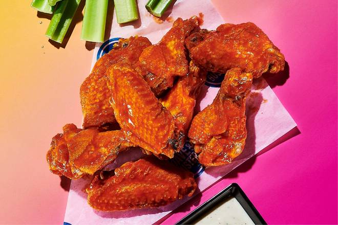 Order Original Wings food online from Dave & Buster store, Gainesville on bringmethat.com