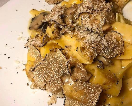 Order *Special* Fettuccine with Black Truffles food online from Sor Tino store, Los Angeles on bringmethat.com