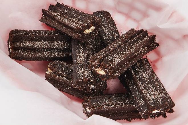 Order Oreo Churros food online from Fuzzy's Taco Shop store, Beaumont on bringmethat.com