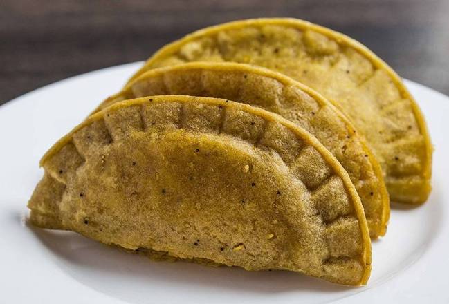 Order Empanadas de Verde food online from El Guayaquileno Restaurant store, Elmhurst on bringmethat.com