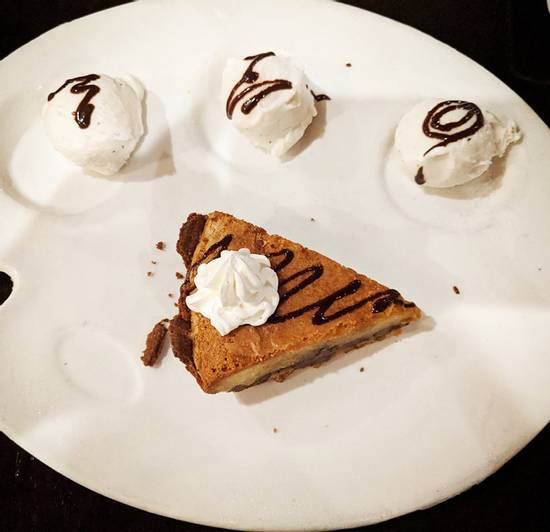Order Toll House Cookie Pie food online from 310 Park South store, Winter Park on bringmethat.com