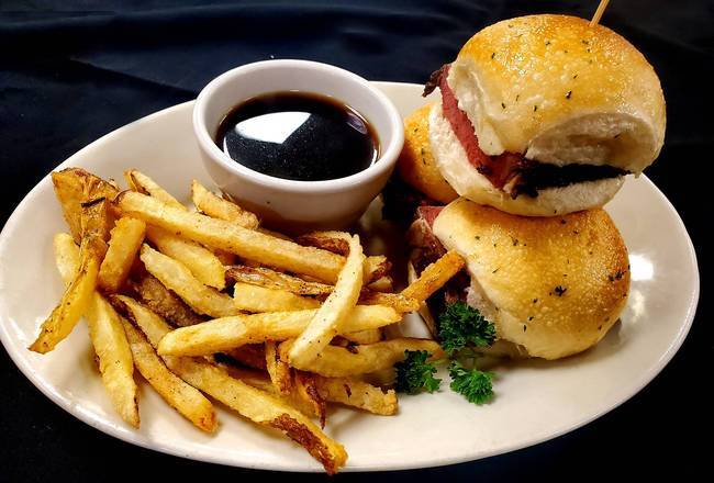 Order Prime Rib Sliders food online from Harold Seltzer Steakhouse store, St. Petersburg on bringmethat.com