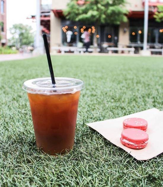 Order Iced Tea food online from Bakery Lorraine store, Austin on bringmethat.com