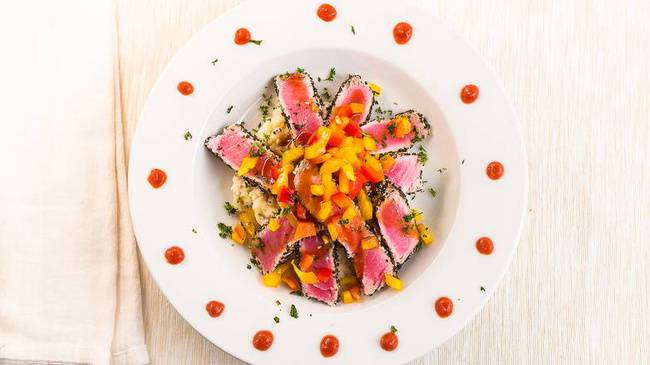 Order Ying/Yang Tuna food online from Popei's Clam Bar store, Coram on bringmethat.com