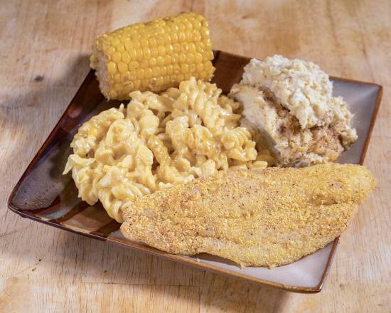 Order Fried Fish Plate food online from Lo Southern Treat store, New Orleans on bringmethat.com