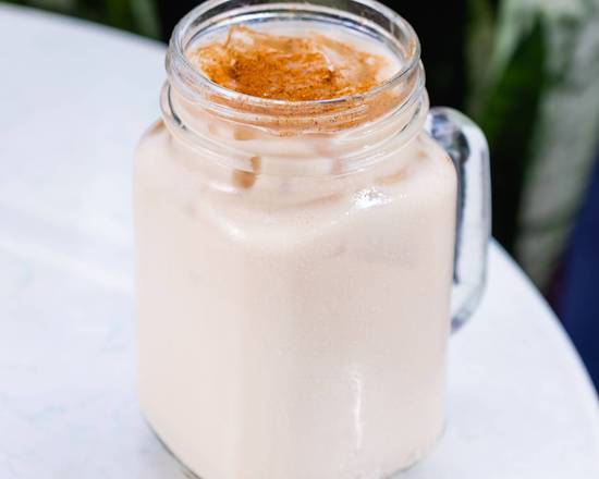 Order Iced Chai Latte food online from Crema Gourmet Espresso Bar store, Miami on bringmethat.com