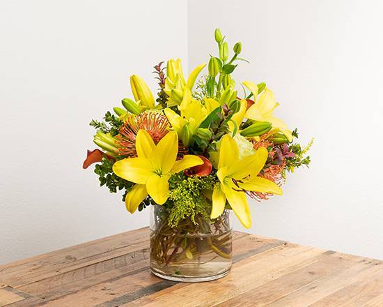 Order Seasonal Arrangement in a Vase food online from @flowers Brier Creek store, Raleigh on bringmethat.com