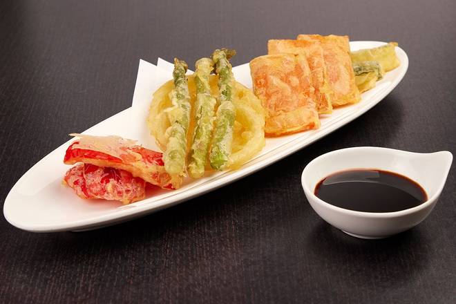 Order VEGETABLE TEMPURA food online from Samurai store, Miami on bringmethat.com
