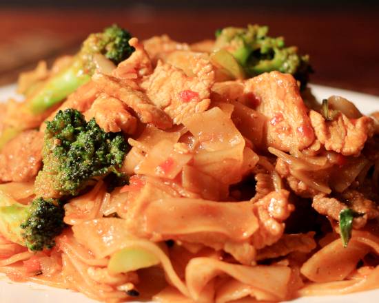 Order Pad Ke Maw (Drunkard Noodle) food online from Siam Square Thai Restaurant store, Ann Arbor on bringmethat.com