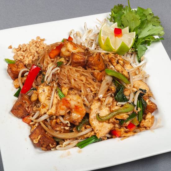 Order Kwaytiow Paht Thai  food online from Grand House Asian Bistro store, Oklahoma City on bringmethat.com