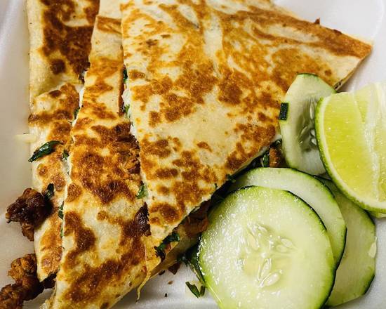 Order Quesadilla Grande (Big Quesadilla) food online from TAQUERIA LA PAPA store, Des Moines on bringmethat.com