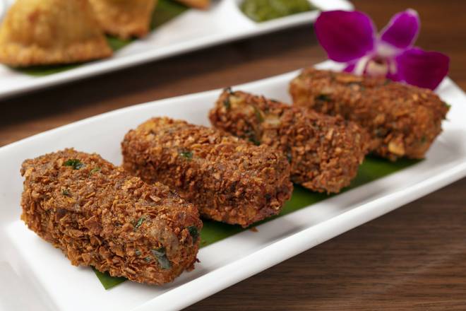 Order Papad Paneer Rolls food online from Natraj's Indian Bistro store, Rancho Santa Margarita on bringmethat.com