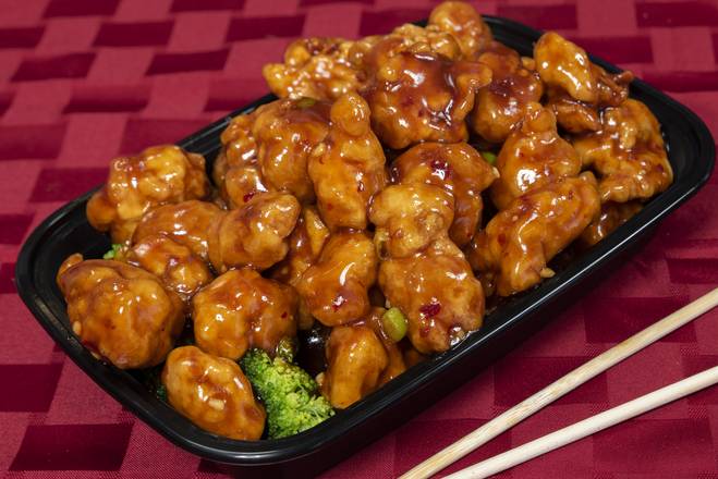 Order D22. General Tso's Chicken food online from Golden Wok store, Rochester on bringmethat.com