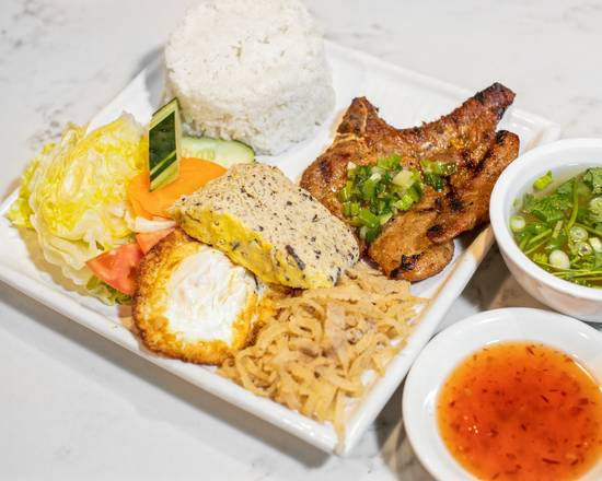 Order 4 Color Broken Rice Plate (Cơm Tấm 4 Màu) food online from Saigon Chicken House store, Boston on bringmethat.com