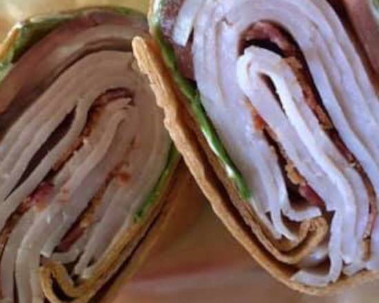 Order Santa Cruz Turkey food online from Sharky Shack store, Klamath Falls on bringmethat.com