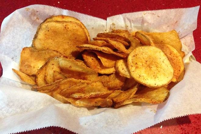 Order Spicy Potato Chips food online from Julio's Pizza store, Artesia on bringmethat.com