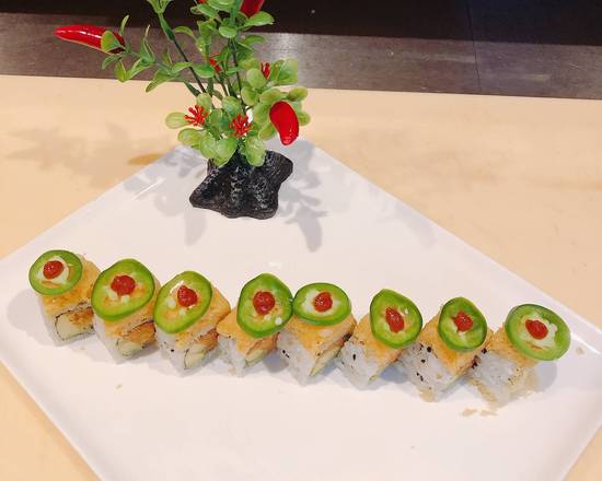 Order Dynamite Spicy  (8pcs) food online from Shogun Japanese Restaurant store, Palm Harbor on bringmethat.com