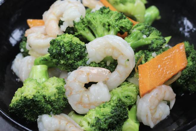 Order C9. Broccoli Shrimp food online from Captain King's Seafood City store, Memphis on bringmethat.com