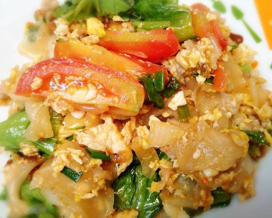 Order DRUNK WOMAN NOODLE food online from Red basil thai kitchen store, Long Island City on bringmethat.com