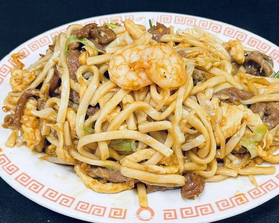 Order House Lo Mein food online from Szechuan Restaurant Cityview store, Fort Worth on bringmethat.com