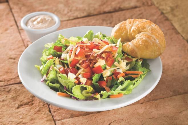 Order House Salad food online from Rafferty's Restaurant & Bar store, Cordova on bringmethat.com