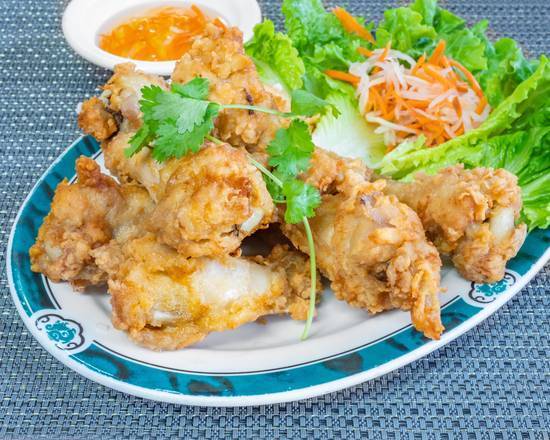 Order 4. Canh Ga Chien Bo (5 pcs) food online from Pho Ty Ii store, Hayward on bringmethat.com