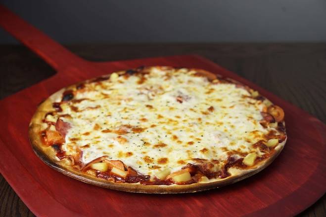 Order Hawaiian Luau Pizza food online from Rosati's Pizza store, Hanover Park on bringmethat.com