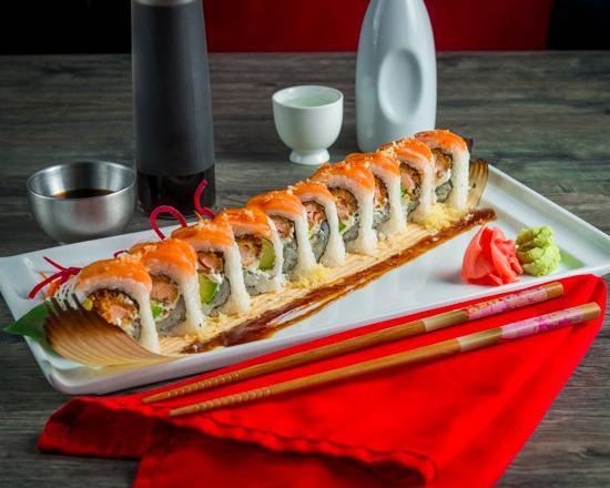 Order Smoking Salmon Roll food online from Sushi Bombs store, Miami on bringmethat.com