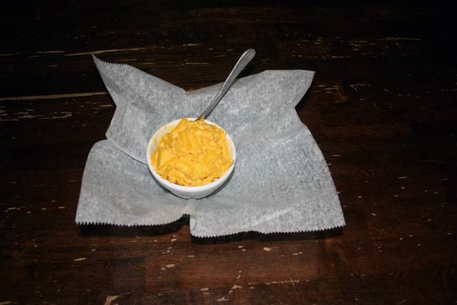 Order Macaroni and Cheese food online from Sports Grill South store, Miami on bringmethat.com