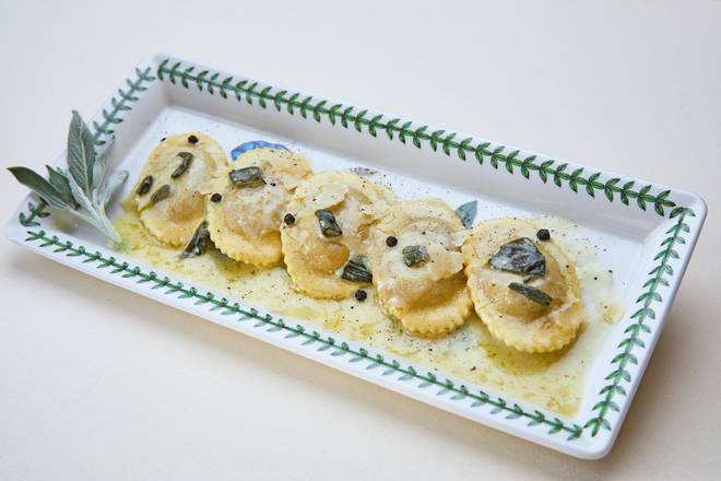 Order Agnolotti "Katerina" food online from Caffe Abbracci store, Miami on bringmethat.com